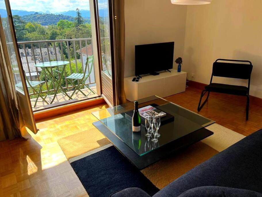 Ferienwohnung Pau Centre Vue Sur Les Pyrenees Pour 2 Nuits Au Minimum Exterior foto
